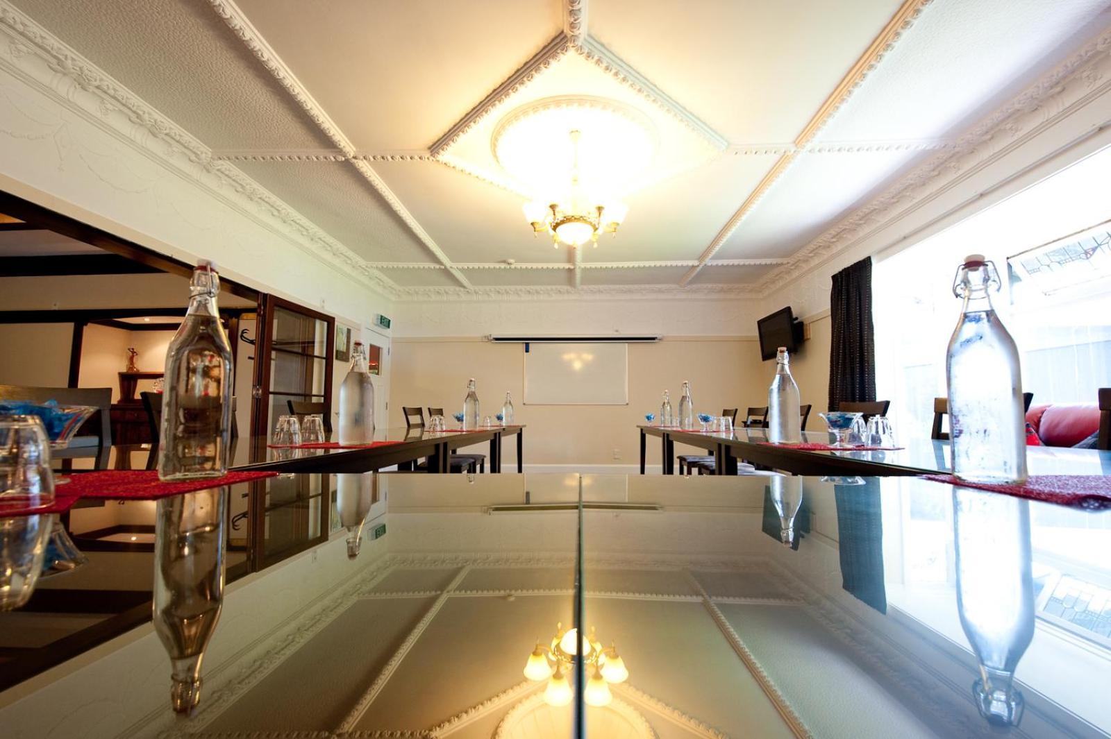 Anndion Lodge Motel & Conference Centre Уонгануи Экстерьер фото